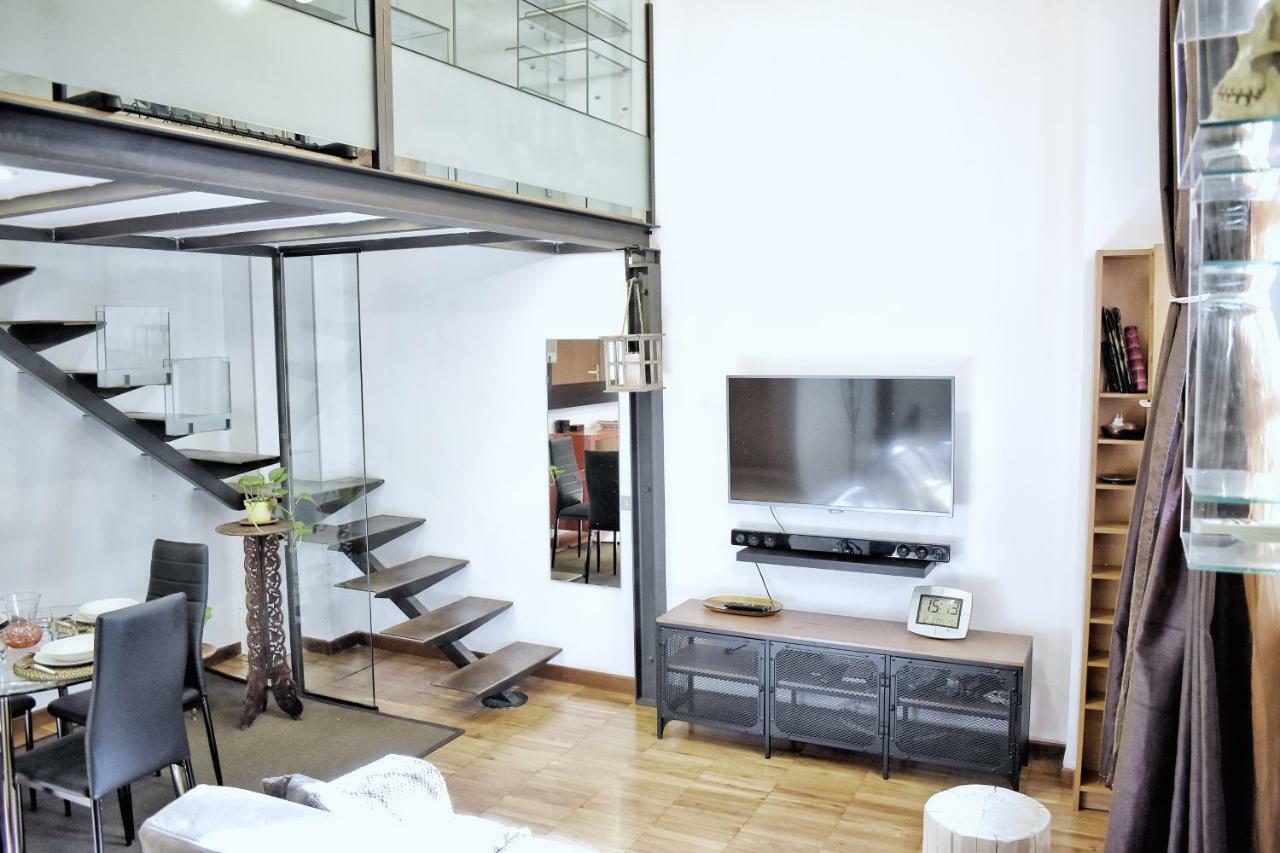 Charming Design Loft Isola Milanoアパートメント エクステリア 写真